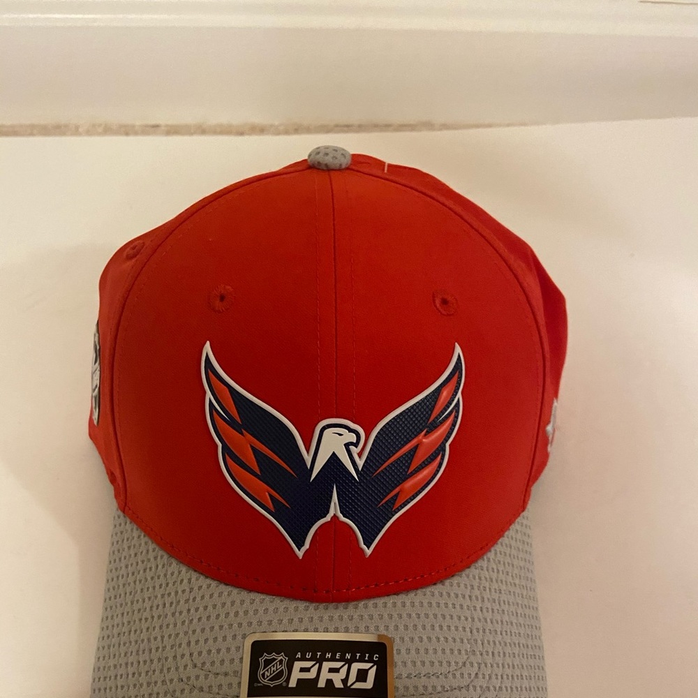 Washington Capitals Hat Fanatics Pro NHL SnapBack